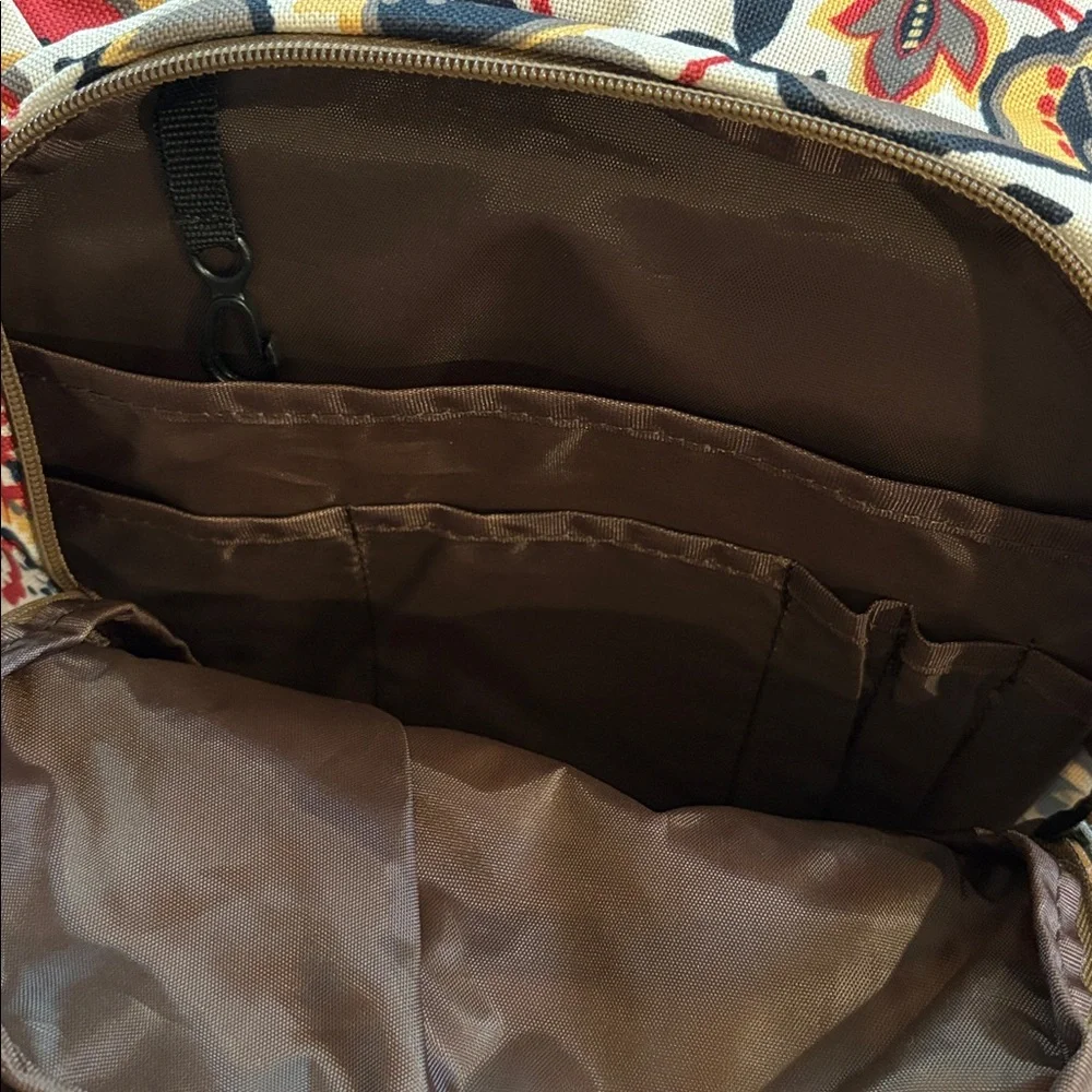 This is a Roxy Shadow Swell Printed Backpack 24L